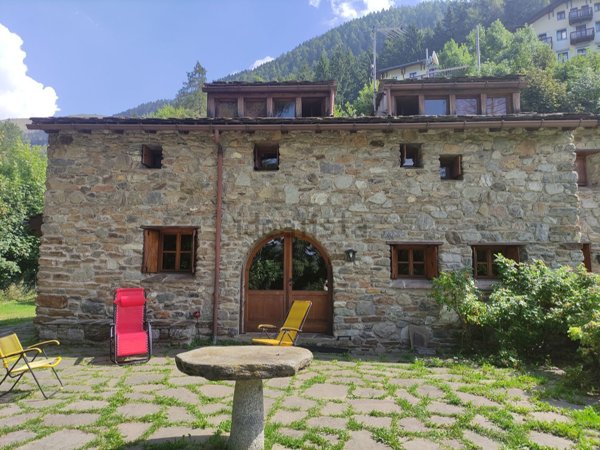 casa indipendente in affitto a Ponte di Legno