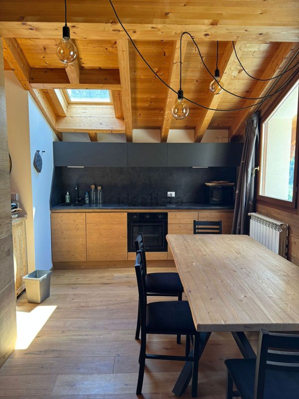 appartamento in affitto a Ponte di Legno in zona Zoanno