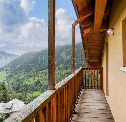 appartamento in affitto a Ponte di Legno in zona Pezzo