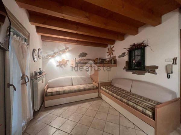 appartamento in affitto a Ponte di Legno in zona Zoanno