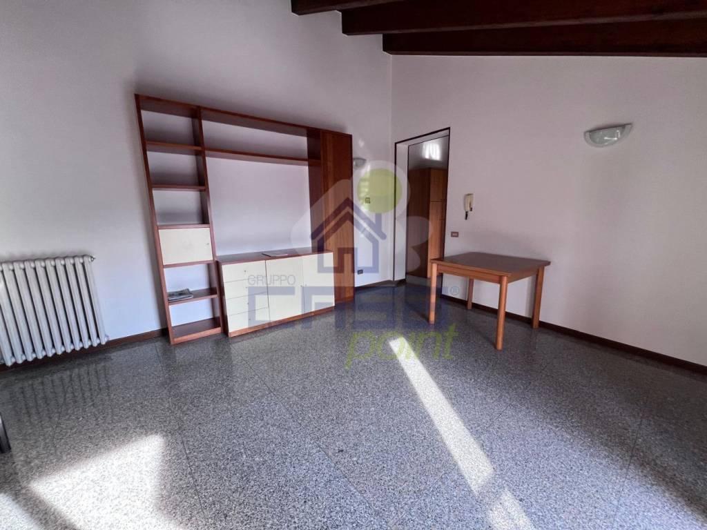 appartamento in affitto a Pontevico