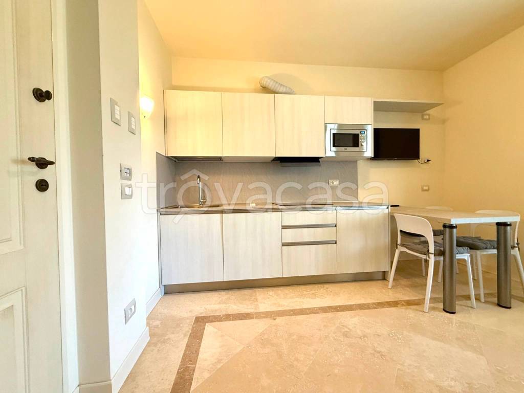 appartamento in affitto a Pozzolengo