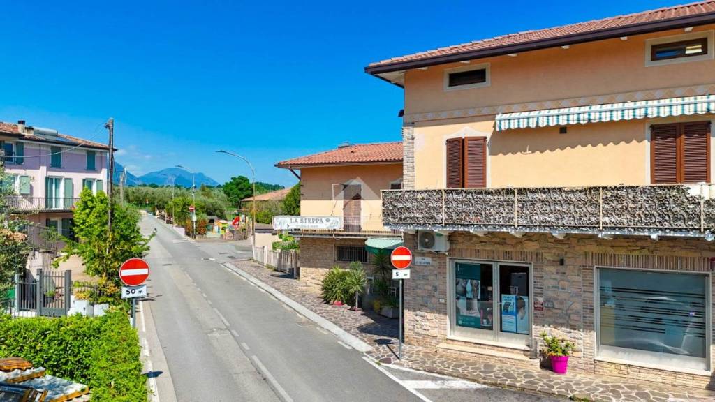 negozio in affitto a Puegnago del Garda