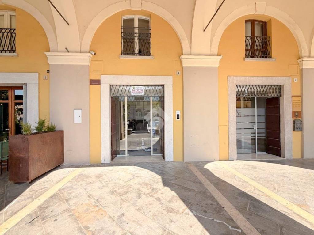 ufficio in affitto a Quinzano d'Oglio