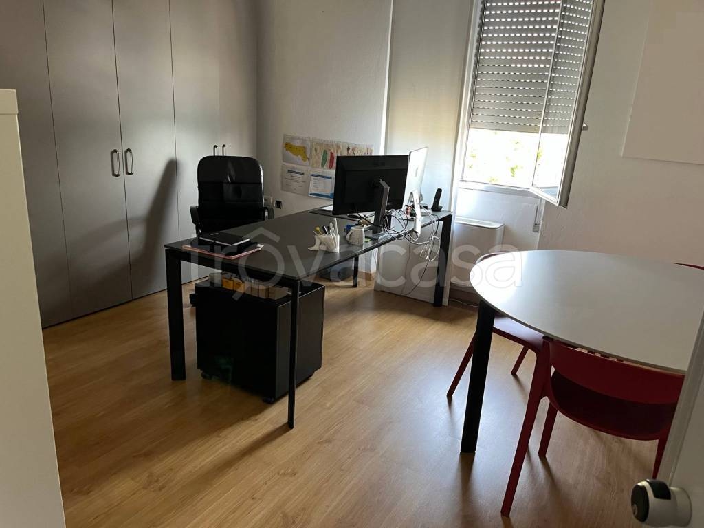 ufficio in affitto a Rezzato