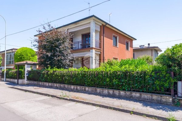 appartamento in affitto a Rezzato