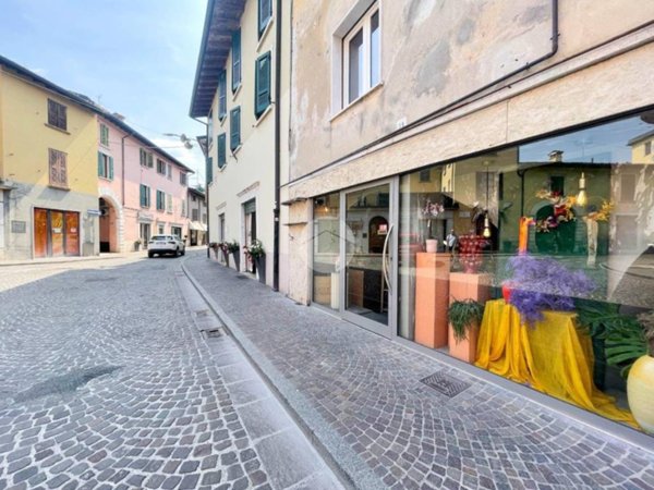 negozio in affitto a Rezzato