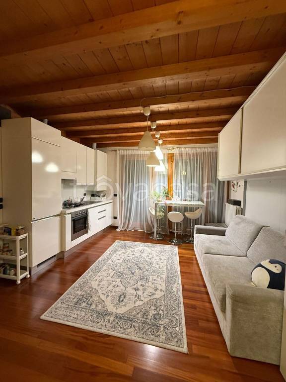 appartamento in affitto a Rezzato