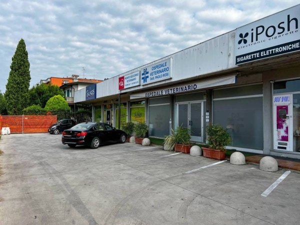 negozio in affitto a Rezzato
