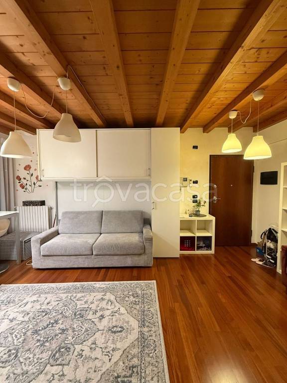 appartamento in affitto a Rezzato