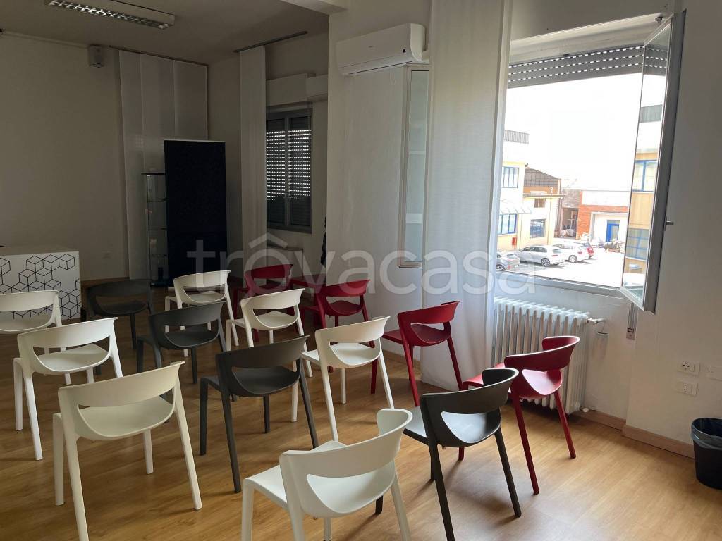 ufficio in affitto a Rezzato