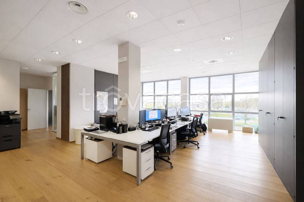 ufficio in affitto a Rezzato