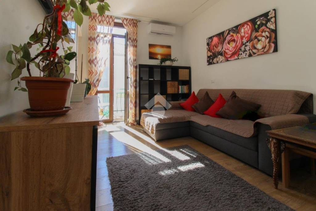 appartamento in affitto a Roè Volciano in zona Volciano