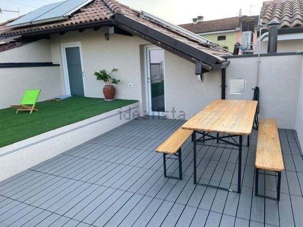 appartamento in affitto a Roè Volciano