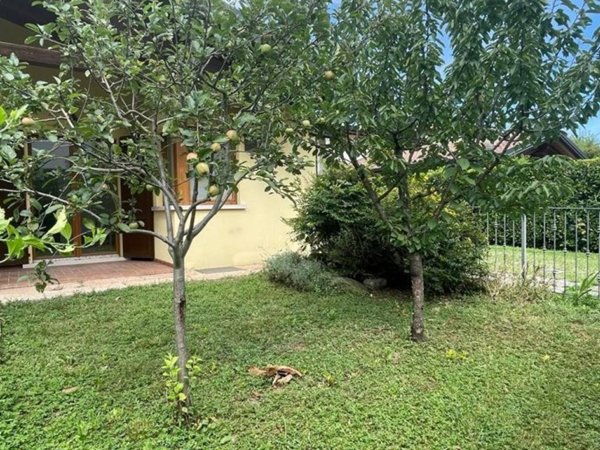 appartamento in affitto a Roè Volciano in zona Tormini