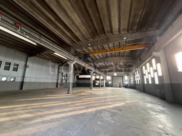 locale commerciale in affitto a Roncadelle