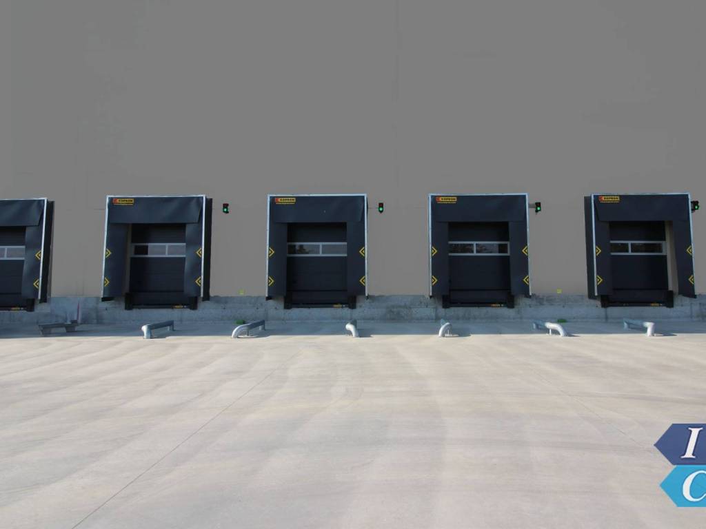 capannone in affitto a Roncadelle