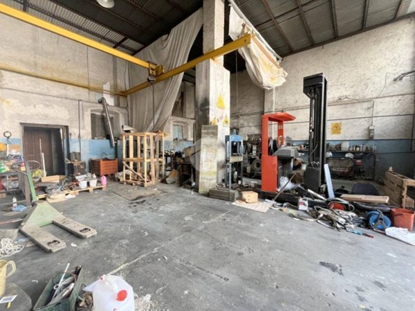 locale commerciale in affitto a Rovato