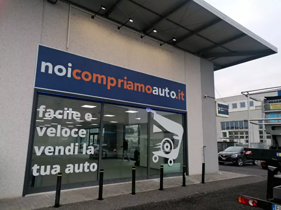 negozio in affitto a Rovato