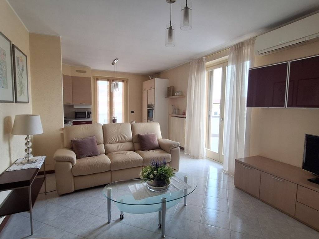 appartamento in affitto a Rovato