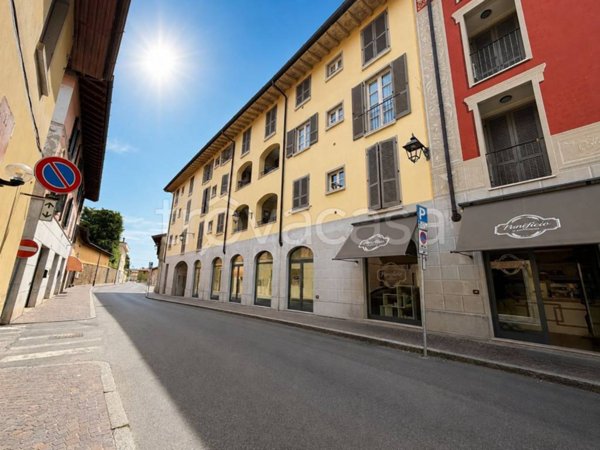 negozio in affitto a Rovato