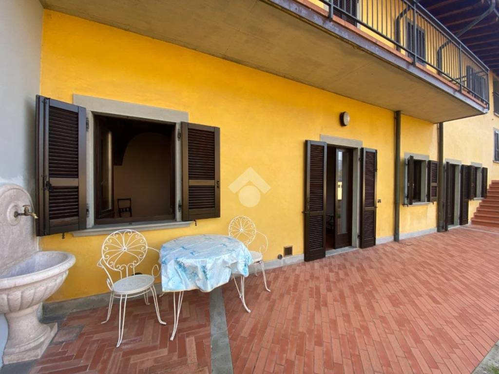 appartamento in affitto a Sale Marasino