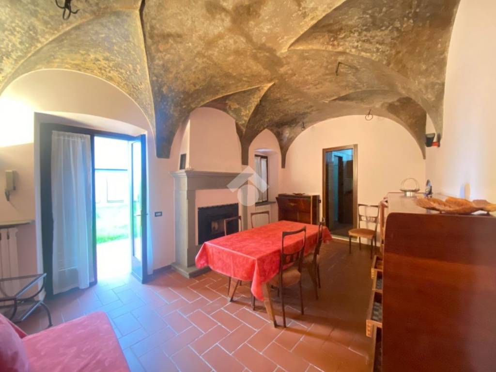 appartamento in affitto a Sale Marasino