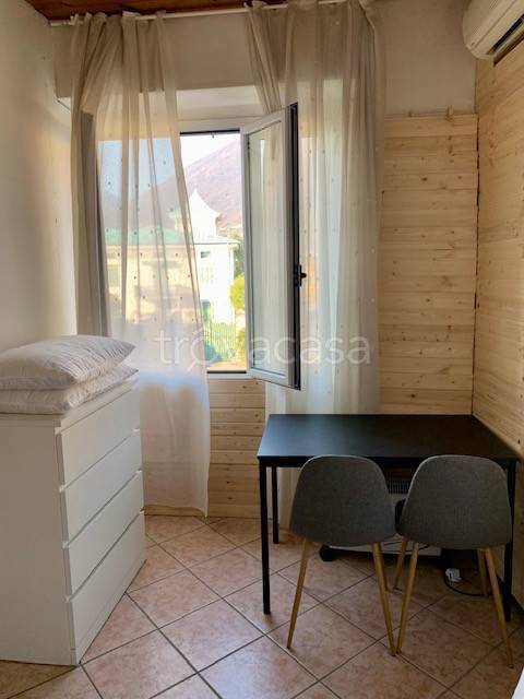 appartamento in affitto a Sale Marasino