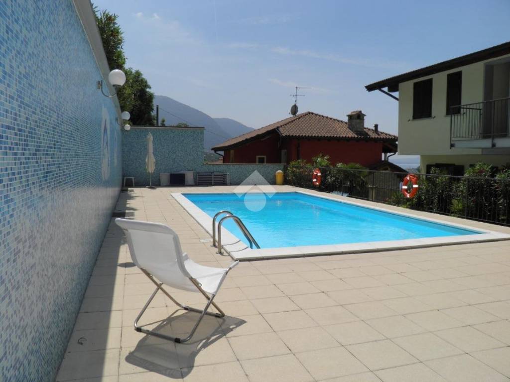 appartamento in affitto a Sale Marasino