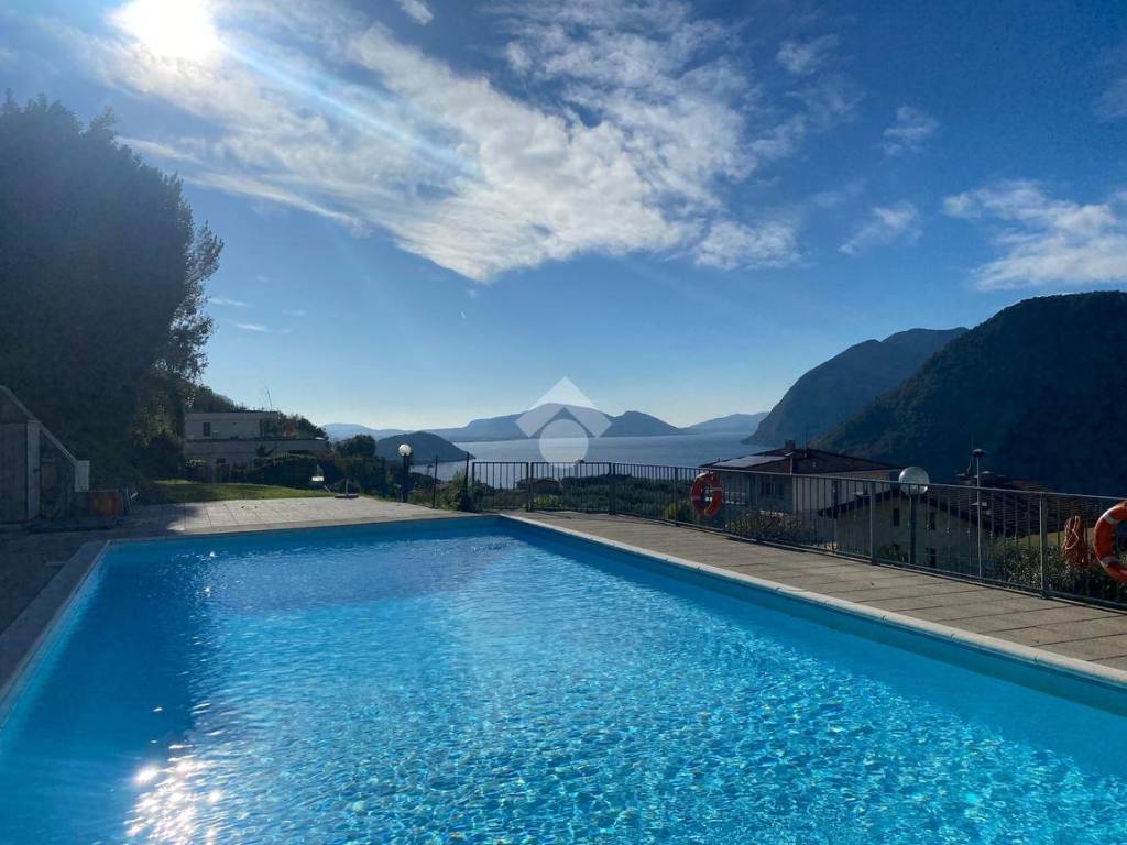 appartamento in affitto a Sale Marasino