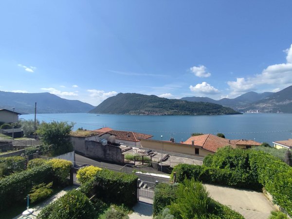 appartamento in affitto a Sale Marasino