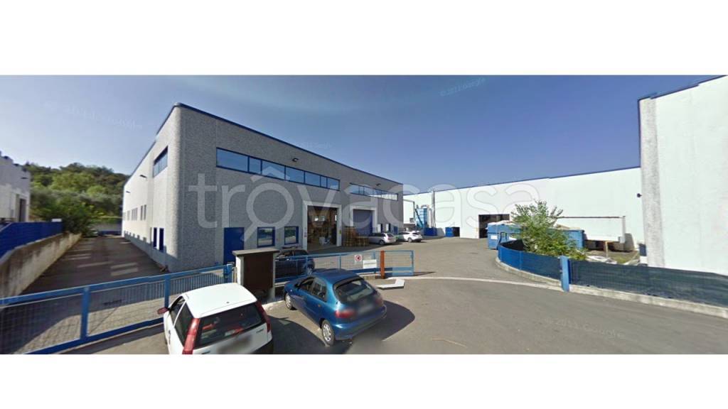 locale commerciale in affitto a Salò in zona Cunettone