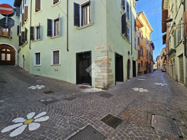 monolocale in affitto a Salò