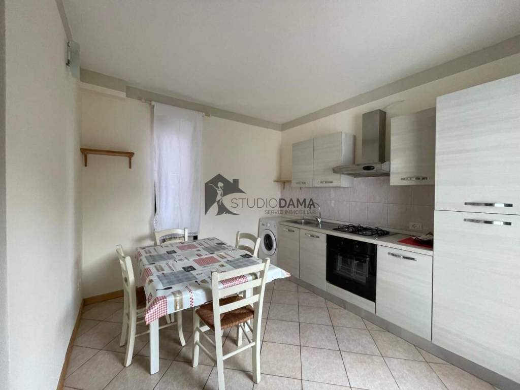 appartamento in affitto a Salò