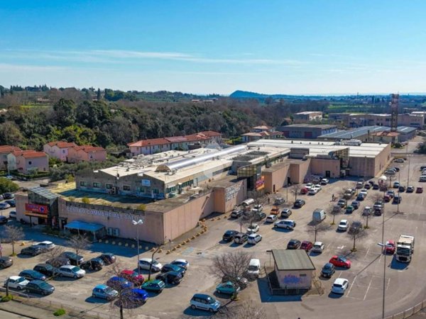 ufficio in affitto a Salò in zona Cunettone