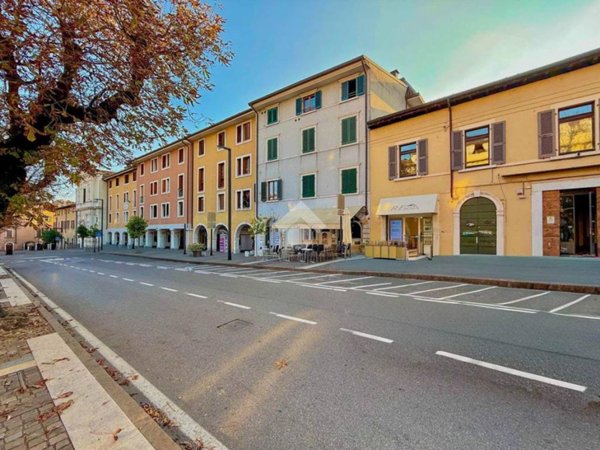 negozio in affitto a Salò