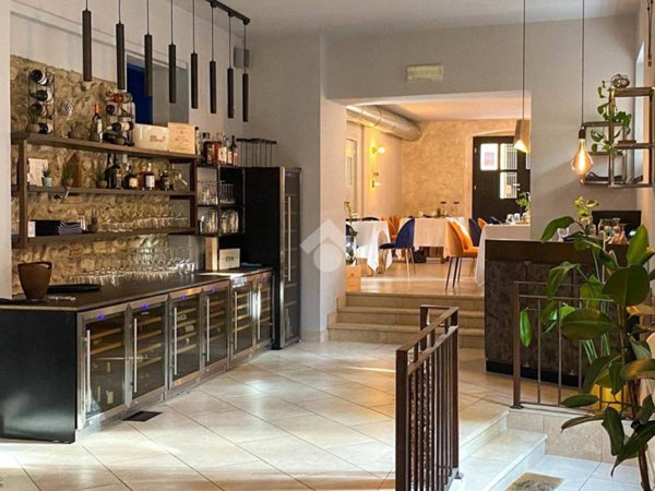 negozio in affitto a Salò