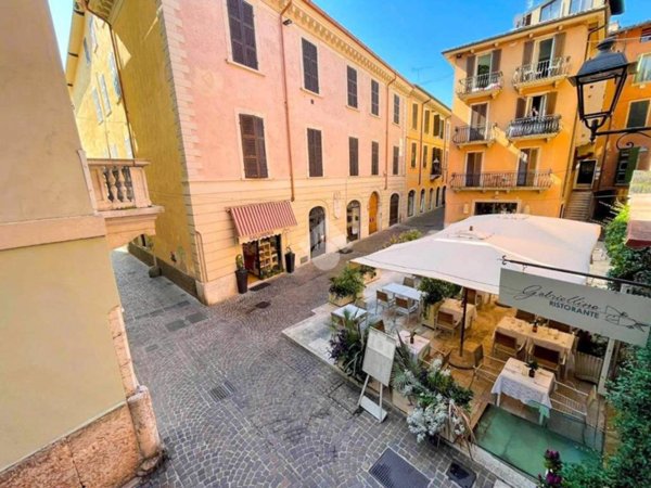 negozio in affitto a Salò