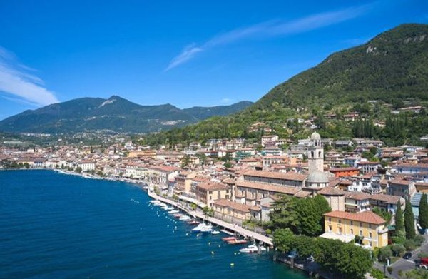 negozio in affitto a Salò