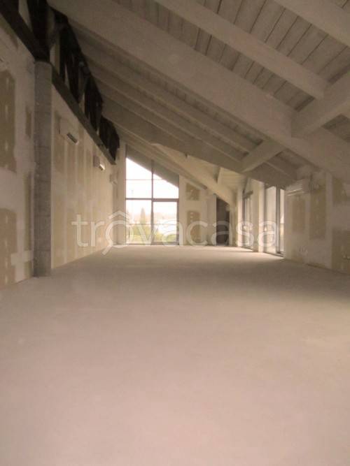 appartamento in affitto a Salò