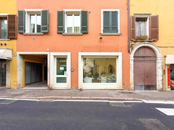negozio in affitto a Salò