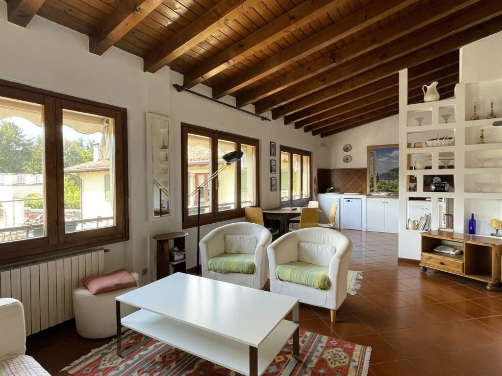 appartamento in affitto a Salò