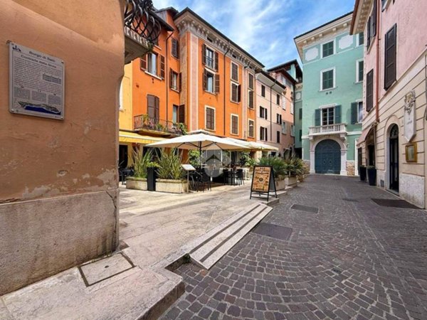 negozio in affitto a Salò