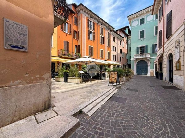 negozio in affitto a Salò