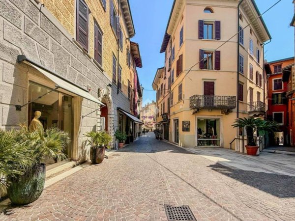 negozio in affitto a Salò