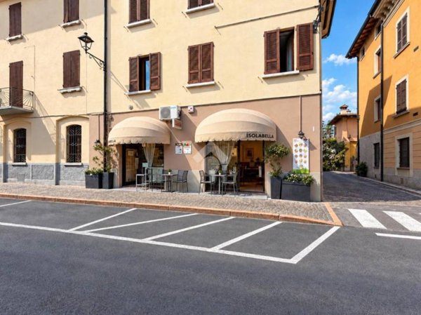 negozio in affitto a Salò