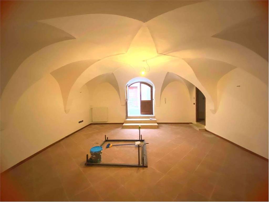 negozio in affitto a Salò