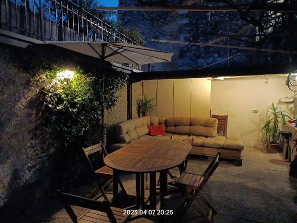 casa indipendente in affitto a San Felice del Benaco in zona Portese