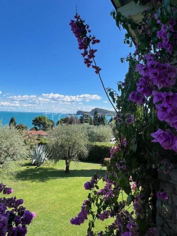 casa indipendente in affitto a San Felice del Benaco