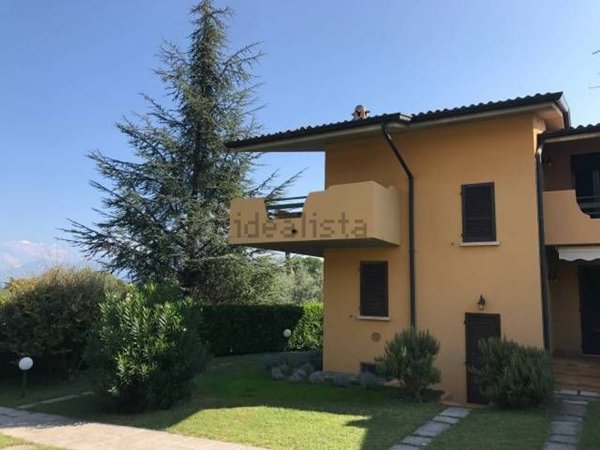 appartamento in affitto a San Felice del Benaco in zona Portese